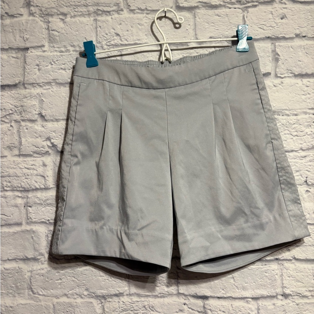 Nike Light Gray Pleat-Front Women's Shorts XS